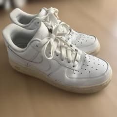 Nike Air Force 1 ホワイト 23.5cmのサムネイル