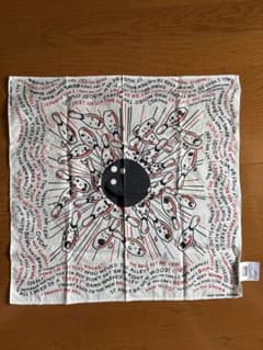 LEVI'S VINTAGE CLOTHING 絵柄バンダナ - メルカリ