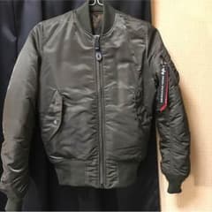 エモダ リバーシブル ブルゾンのサムネイル