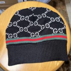GUCCIニット帽のサムネイル