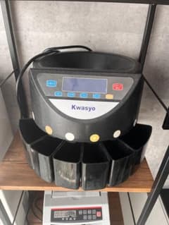Kwasyo コインカウンター 通貨計数機 小銭 硬貨 - メルカリ