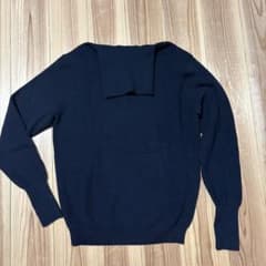 Uniqlo U ネイビー セーター Lサイズのサムネイル