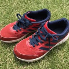 アディダス  adidas スニーカー 【23cm】のサムネイル
