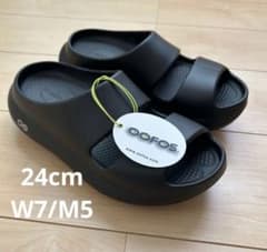 新品未使用】OOFOS OOYEA リカバリーサンダル 24cm W7/M5 - メルカリ