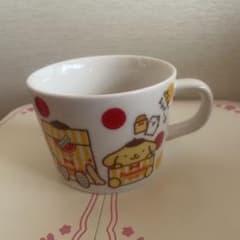 ポムポムプリン　ファミチキ先輩コラボ マグカップのサムネイル