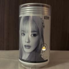 NiziU 電子サイン入り　リオ　ウーロン茶　缶のサムネイル