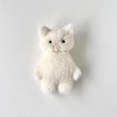 nekoのぬいぐるみ ( しろパン ) ハンドメイド作家 白猫 アートドール a