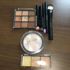 ダイソー　UR GLAMのサムネイル