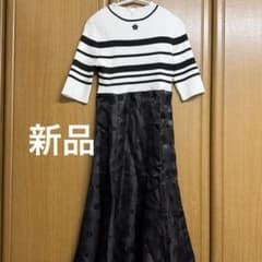 マーキュリーデュオ デイジーフロッキープリント ドッキングニットワンピース　Mのサムネイル