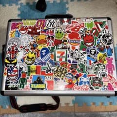 オシャレアタッシュケースのサムネイル