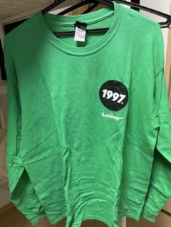 Tシャツのサムネイル