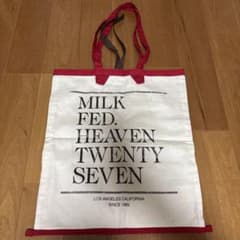MILKFED. トートバッグ ホワイト レッドのサムネイル