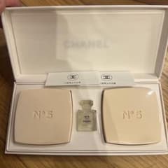 CHANEL N°5 セット　石鹸のサムネイル
