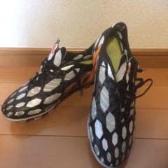 adidas サッカー スパイクのサムネイル