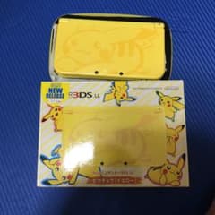 Newニンテンドー3DS LL ピカチュウ【イエロー】のサムネイル