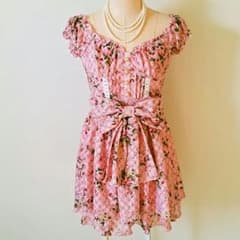 ♡タグ付き♡リズリサの総レース花柄ワンピ♡新品♡のサムネイル