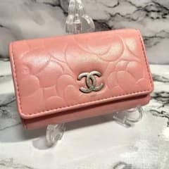 CHANEL カメリア　キーケース　6連　サーモンピンク CHANEL カメリア キーケース 6連 サーモンピンク - メルカリ