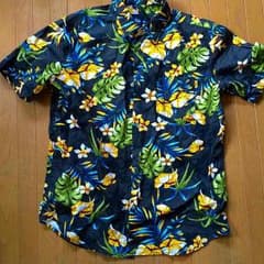 stussy アロハシャツのサムネイル