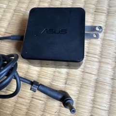 ASUS ACアダプター AD890326 19V 1.75Aのサムネイル