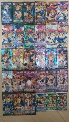 遊戯王デュエルモンスターズ 32パック 未開封+レアカードセット 306枚 遊戯王デュエルモンスターズ 32パック 未開封+レアカードセット 306枚