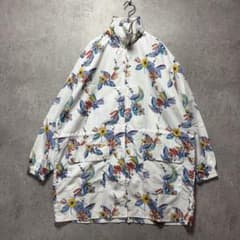 希少　Munsingwear マンシングウエア　ナイロンジャケット　花柄　レア！ 希少 Munsingwear マンシングウエア ナイロンジャケット 花柄 レア