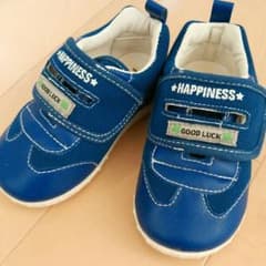 15センチ スニーカーのサムネイル