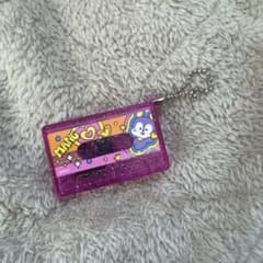 グリッターカセットテープ型キーホルダーのサムネイル