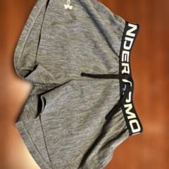 Under Armour グレー ボトムスのサムネイル