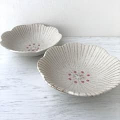 新品2点セット　はなこまち　17cm 浅鉢　白　日本製 新品2点セット はなこまち 17cm 浅鉢 白 日本製 - メルカリ
