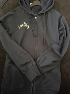 【大人気商品】住友生命　Vitality フード付き　パーカー　ネイビー　Mのサムネイル