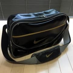 NIKE ナイキ エナメル スポーツバッグのサムネイル