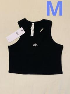 alo タンクトップ ブラック 新品　Mサイズ　スポーツのサムネイル