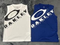 OAKLEY タンクトップ 2色セット　150cmのサムネイル