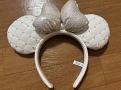 디즈니 카츄샤 화이트 퀼팅 펄