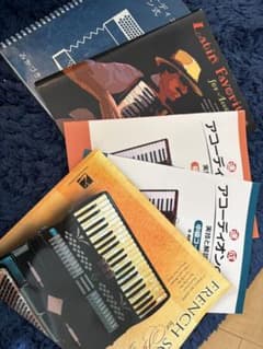 アコーディオンの楽譜集、教則本5冊セット - メルカリ