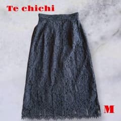 Free shipping. Techichi all-lace tight skirt, navy, elastic waistband, size M.
