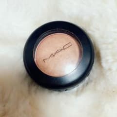 mac アイシャドウのサムネイル