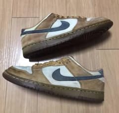 NIKE ナイキ ダンク ロー DUNK LOW ベガス ゴールド28cmのサムネイル