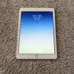 iPad 7セルラー 32GB シルバー iPad 第7世代 (2019年モデル) Wi-Fi + セルラーモデル 32GB シルバー