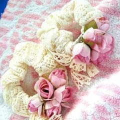 シュシュ【シルクフラワー】ピンクのサムネイル