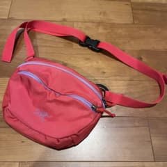 希少 正規品 廃盤 ARC'TERYX MAKA2 ショルダーバッグ 赤 アーク - メルカリ