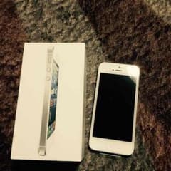 iPhone5 au 16G 新品のサムネイル