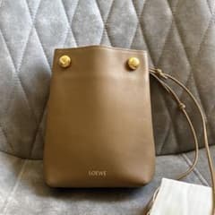 LOEWE ロエベ PEBBLE ペブル ポーチ ショルダー バッグ オークのサムネイル