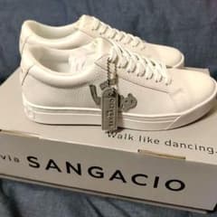 via SANGACIO にゅ スニーカー ホワイト24cm via SANGACIO にゅ スニーカー ホワイト24cm - メルカリ