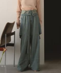 mideal cut out design wide denimのサムネイル