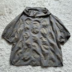 美品✨イオコムイオ　センソユニコ　20周年プルオーバーブラウス　コットン　グレー 美品✨イオコムイオ センソユニコ 20周年プルオーバーブラウス