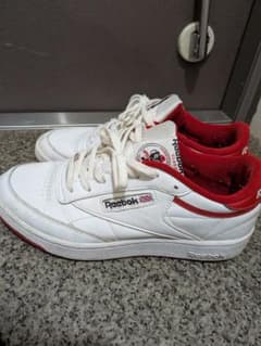 Reebok スニーカー ホワイト レッド靴底