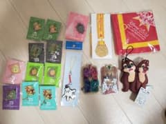ディズニー ピンバッジ ストラップ など セット売りのサムネイル