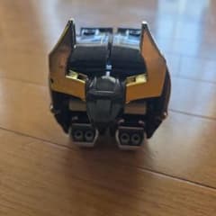 ロボットキャラクター玩具 黒と金のサムネイル