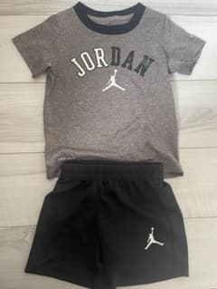 (miukawi様専用)JORDAN kids Tシャツ　半ズボン　夏服のサムネイル